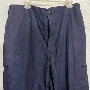 TRU-SPEC tactical mens cargo pants.
